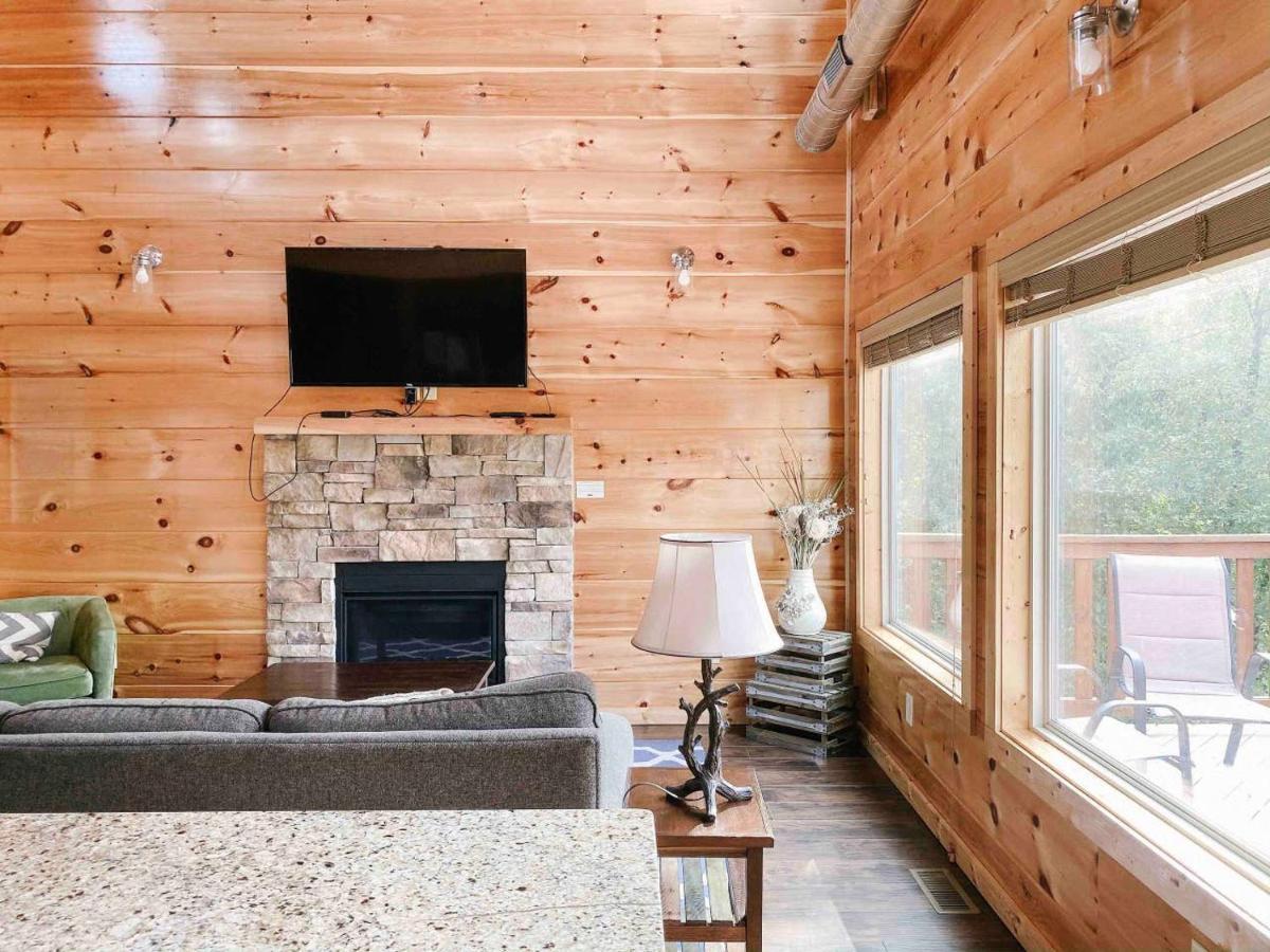 Splash Of Moonshine -Heated Indoor Pool, Hot Tub, Arcade Game Room Pigeon Forge Eksteriør billede